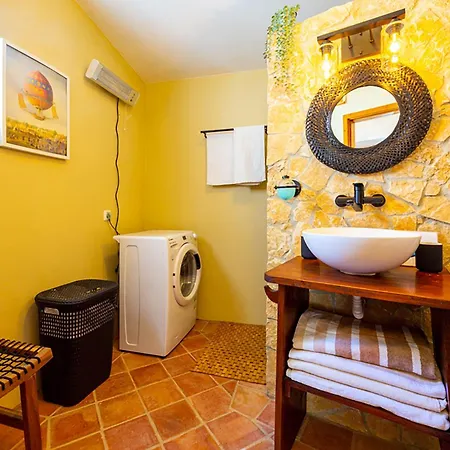 Charming Country House Santa Catarina da Fonte do Bispo
